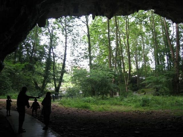Zugarramurdi cuevas