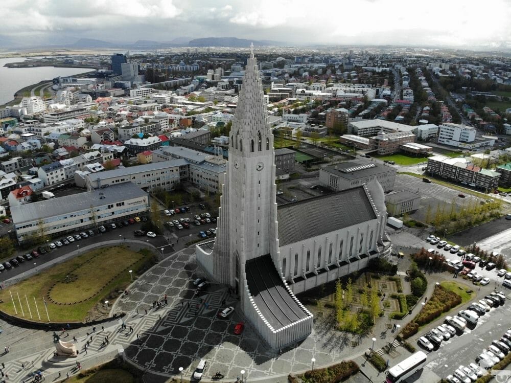 iglesia más alta de Islandia