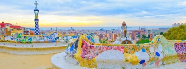 panoramica de barcelona gaudi parque güell
