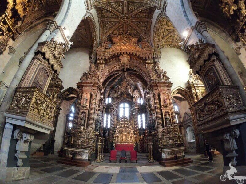 altar iglesia san francisco de oporto