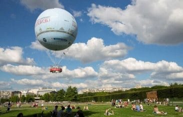 Paseo en globo aerostático por París