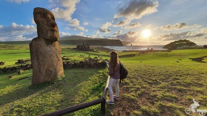 amanecer moai viajero