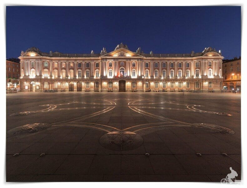 mejores free tours en Toulouse de noche