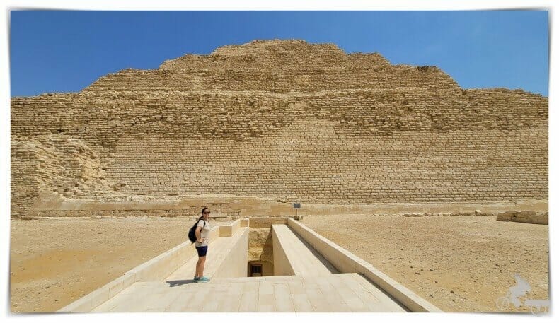entrada sur de la piramide de Saqqara