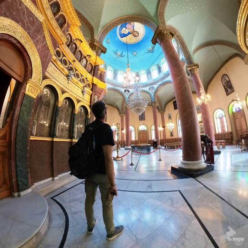 interior iglesia san jorge el Cairo