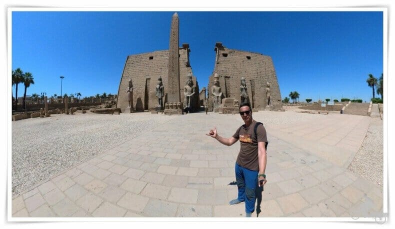 entrada del templo de Luxor