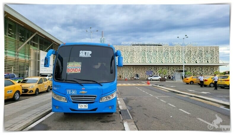 autobús aeropuerto santa marta en Colombia