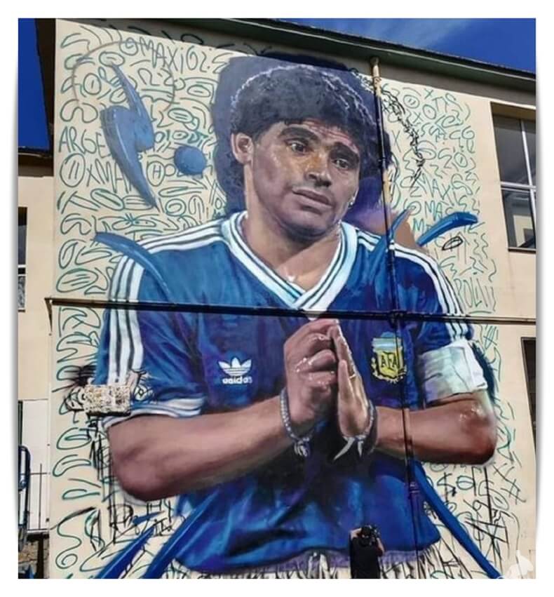 Maradona de Pompei - murales de Maradona en Nápoles