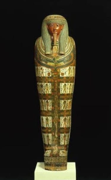 Ataúd momiforme del sacerdote Nespanetjerenpere - mejores obras del museo Brooklyn en Nueva York