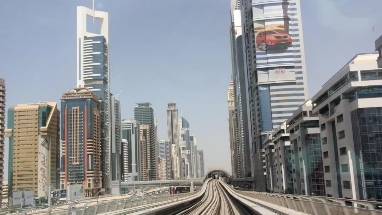 Cómo funciona el metro de Dubai