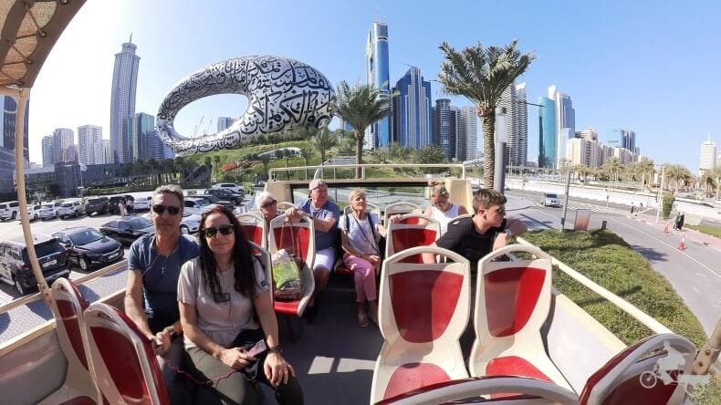 los rascacielos de Dubai desde el Big Bus
